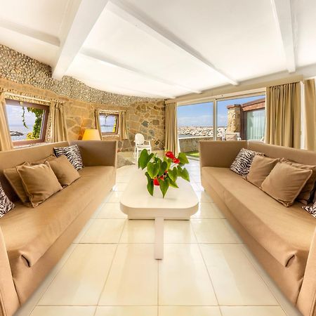 Hotel & Spa Des Pecheurs Бонифачо Екстериор снимка