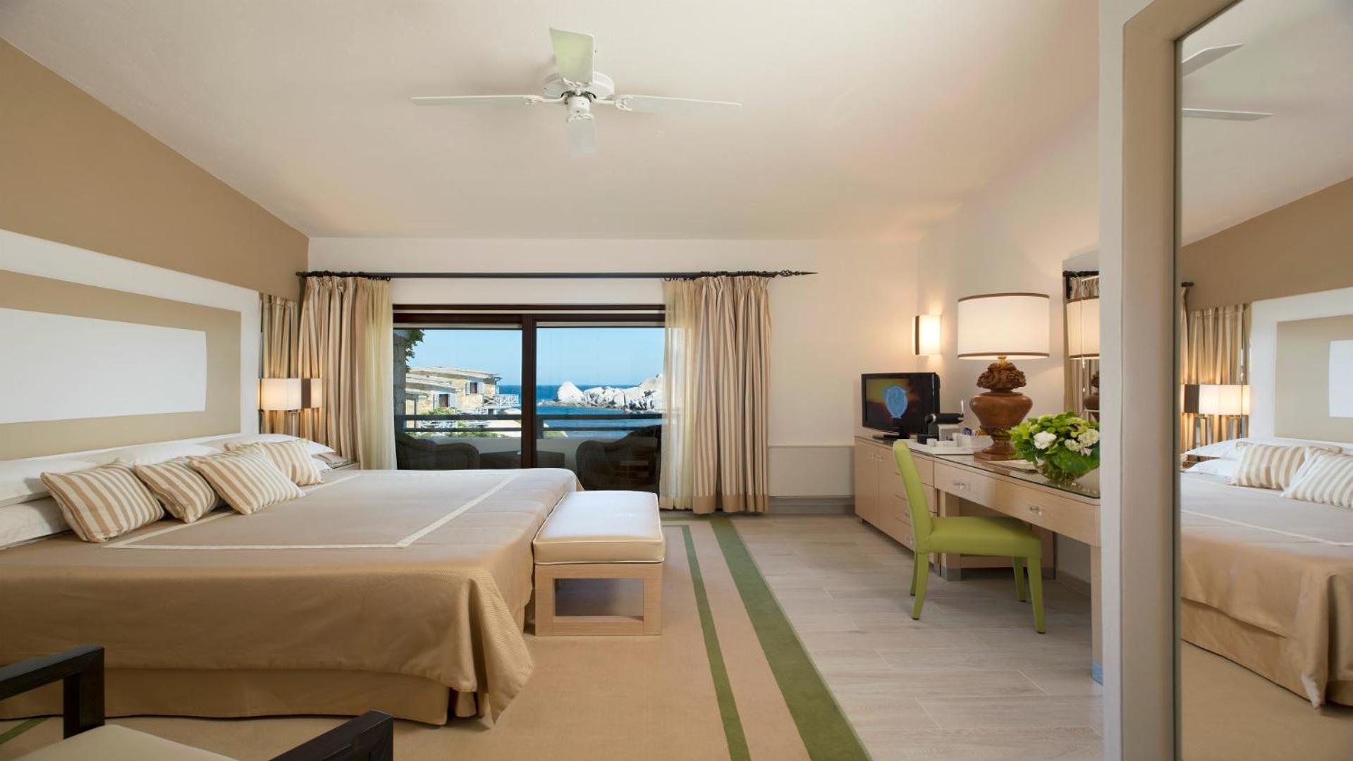 Hotel & Spa Des Pecheurs Бонифачо Екстериор снимка