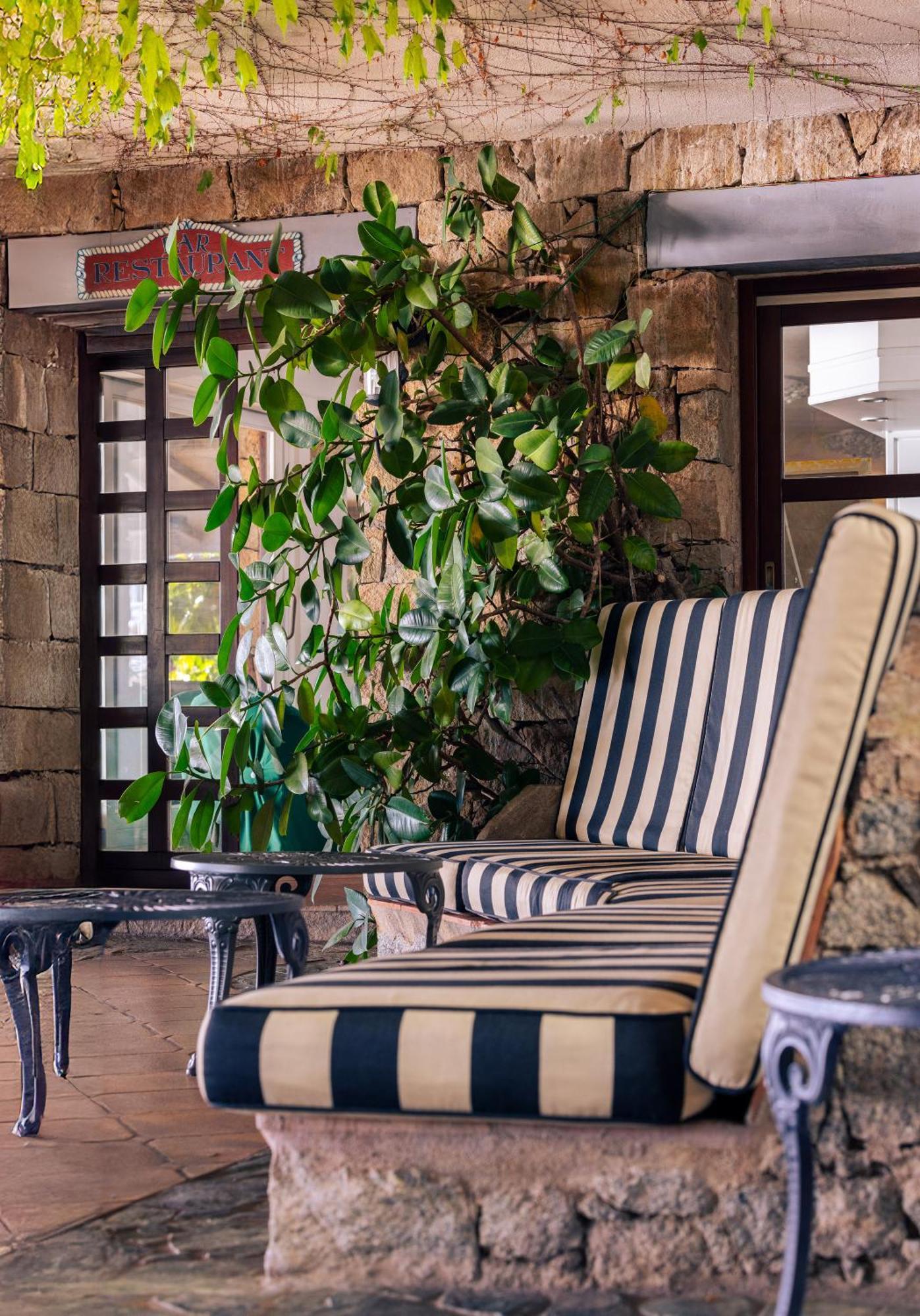 Hotel & Spa Des Pecheurs Бонифачо Екстериор снимка